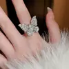 Anel Aberto Redondo de Zircônia Banhado a Ouro Real 14K Anel Versátil de Dedo Indicador Estilo Retro Luxo Leve Toque de Nicho High-End Joia para Mão