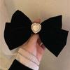Horquilla de lazo Corazón de Perla otoño e invierno de alta gama clip de resorte retro estilo francés Chanel clip superior accesorios para el cabello tocado