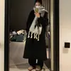 Cachecol grosso de mohair cinza quente para mulheres inverno estilo coreano novo de alta qualidade à prova de frio xale de casal cachecol da moda