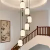 Estética de Estilo Song Escalera de Caracol Giratoria Candelabro Madera de Nogal Negro Todo Cobre Gama Alta Nuevo Estilo Chino Iluminación para Villas Dúplex