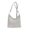 Bolso de mujer de gran capacidad, nuevo estilo 2026, diseño moderno y único, bolso tote retro para el día a día, versátil bolso de hombro y bolso cruzado