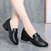 Zapatos para Mamá Runyue Primavera y Otoño 2023 Nuevos Zapatos para Mujeres de Mediana Edad y Mayores Cuadros Cuero Suave Suela Suave Zapatos de Cuero Individuales Casuales para Mujer