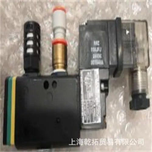1506724热熔胶.jpg