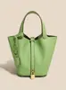 Bolso Canasta de Piel de Vaca de Primera Capa Clásico, Bolso Cubo de Piel Genuina de Lujo Ligero y de Gama Alta, Bolso de Mano de Moda Transfronteriza y Versátil