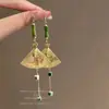Brincos Longos com Franjas Estilo Chinês Novos, Brincos Crescentes de Nicho Retrô, Brincos em Forma de Leque Inspirados no Design de Mamianqun e Cheongsam