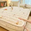 Colcha de pelo de conejo, forrada de forro polar de invierno, cálida cubierta de cama de forro polar coral, protector de colchón de nuevo estilo 2026, funda de sábana
