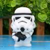 Decoración de muñeca versión Q al por mayor dos Guerreros Negros de Star Wars soldado Bai Wu modelo en caja productos hechos a mano para coche