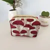 Bolsa de Lápices Repujada Literaria Retro Estudiante Gran Capacidad Bolsa de Papelería Estéreo Portátil Bolsa de Cosméticos Cosméticos Bolso de Mano para Mujer