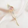 Broche Feminino Banhado a Cobre Ouro Real Novo Estilo Chinês Broche de Pin com Calcedônia Natural e Zircônia de Alta Qualidade
