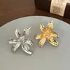 Anillo Metálico con Flor de Estambre Retro Vintage Estilo Japonés Francés Moderno a la Moda para Mujer