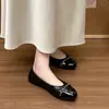 Corrente com Padrão de Diamante Feminina Estilo Francês Primavera 2026 Novos Sapatos Baixos Mary Jane, Sapatos Baixos de Bico Baixo, Sapatos Pretos Estilo Chanel para o Dia a Dia