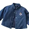 Jaqueta infantil acolchoada 2026 estilo inverno meninos desenho animado ursinho camisa jeans meninas camisa estilosa com enchimento de algodão