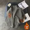 Suéter com Patch Retrô Japonês Masculino de Inverno Grosso Tamanho Grande Suéter de Marca Tendência Suéter Jaqueta Gola Redonda