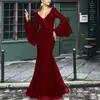 Vestido de Noche Negro 2025 Nuevo Estilo Noble Sexy Delgado Cola de Pez Largo Vestido de Banquete Femenino Negro Ancla