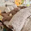 Conjunto de quatro peças de gaze dupla camada com toque de nuvem, grau A para maternidade e infantil, lençol e capa de edredom de algodão lavado estilo ins, conjunto de três peças para cama de dormitório estudantil