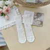 Calcetines de Encaje de Seda Blancos para Mujer, Estilo Delgado de Verano, Malla Transpirable, Calcetines Largos sin Costuras para Verano