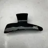 Nuevo Pasador Negro de Alta Gama para Mujer, Pinza de Tiburón Hecha a Mano con Etiqueta Dorada de Letra, Pasador Sencillo en la Parte Posterior de la Cabeza, Grande Elegante