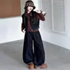 Conjunto de primavera y otoño para niñas 2026 nuevo casual estilo coreano chaleco de mezclilla y conjunto de pantalones de pierna ancha para niñas mayores, moderno