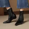 Botas elásticas de estilo retro europeo y americano con punta y plataforma para aumentar altura, comercio exterior transfronterizo, talla grande 33-40, botas de moda con cremallera trasera negra para mujer