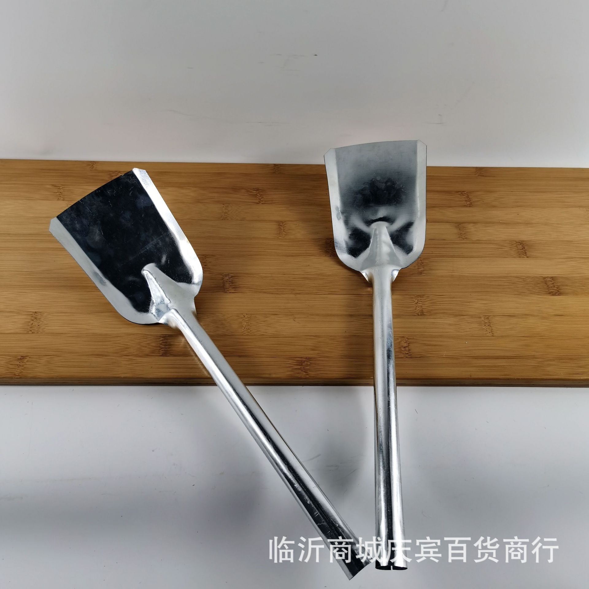 白底图