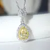 Lujosa Joyería de Imitación con Montura de Racimo Importada de Estados Unidos, Colgante de Circonita Color D, Collar de Citrino Rosa con Forma de Gota de Agua para Mujer, Estilo de Lujo Ligero