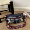 Bolsa com Franjas Coloridas Contrastantes Estilo Étnico 2026 Verão Nova Moda Personalizada Retro Simples Alça de Fita Ombro Peito Cintura