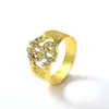 Suministro Directo de Fábrica de Collar con Dólar Incrustado de Diamantes Europeo y Americano, Anillo de Símbolo Hip-Hop Elegante y Dominante Simulado, Exclusivamente para Mayoristas