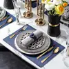 Venta al por mayor de fábrica tenedor de acero inoxidable diseño de doble patrón tenedor de postre hotel restaurante tenedor para el hogar productos calientes transfronterizos