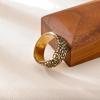 Anillo de acero inoxidable con patrón tridimensional vintage de AliExpress al por mayor Europa y Estados Unidos heavy metal anillo de titanio joyería para hombres y mujeres