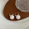 Aretes de Tuerca Exquisitos de Nácar de Concha de Nicho Estilo Coreano, Puños para Oreja Doble Cara, Diseño Geométrico Sencillo y Elegante Chapado en Oro Cobre