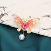 Broche de Borboleta Simulada Europeu e Americano Liga de Zinco Tridimensional Cravejado com Diamantes Pinos de Alto Padrão Acessórios de Vestuário de Textura Retrô de Alto Padrão Venda por Atacado