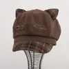Nuevo Sombrero de Equitación de Moda para Mujer para Otoño e Invierno, Sombrero Octogonal Plegado de Gamuza que Hace que la Cara Parezca Más Pequeña, Boina Estilo Japonés y Coreano Gorra de Periodista Venta al por Mayor