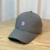 Gorra de béisbol bordada con letras para mujer 2025 primavera y verano nueva sombrero combinable coreano de ala ancha gorra pequeña