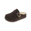 2026 Muler Roupa Externa Plus Veludo Slip-on Aumento Interno de Altura Bico Fechado Chinelos Femininos Quentes Pessoa Preguiçosa Solado Grosso Chinelos de Algodão Temporada Outono Inverno