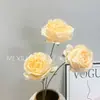 Rosa Artificial de 3 Cabezas con Artesanía de Borde Quemado Vintage para Decoración del Hogar, Escaparates, Hoteles, Bodas y Arreglos Florales de Supermercado