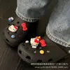 Adecuado para Zuecos Crocs Accesorios para Zapatos Peluche Mano Grande Mickey Hebilla para Zapatos DIY Accesorios Desmontables Decoración