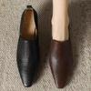 Moda Feminina Nova Primavera e Outono 2026 Estilo Retrô Francês Único Elegante Sapatos de Salto Gatinho Bico Quadrado Boca Profunda Sapatos de Couro para Mulheres