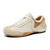 Nuevos Zapatos Deportivos Alemanes para Mujer Otoño/Invierno 2026, Zapatos Deportivos Versátiles, Piel de Vaca de Capa Superior, Tenis Planos Blancos Casuales Transpirables