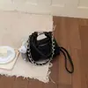 Bolsa de Mão de Luxo de Nicho para Mulheres 2026 Nova Moda Casual de Verão para o Dia a Dia Ombro Único Transversal Bolsa de Bolinho