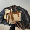 Bolsa Feminina Fashion 2025 Chegada Nova Primavera Bolsa Feminina Popular Bolsa de Mão Simples Feminina Cesta de Frutas Bolsa de Ombro Bolsa Transversal