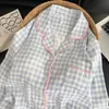 Pijama de Algodão Nuvem para Primavera e Outono Feminino, Conjunto Minimalista com Gola de Renda, Xadrez Azul Claro, Modelagem Solta, Tamanho Grande, Calça de Manga Longa, Roupa de Casa