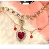 Collar de doble capa "Romance Ardiente" con un toque de amor rojo francés 2025, estilo explosivo, cadena de clavícula ligera y lujosa de alta gama.