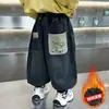 Roupas de Inverno para Meninos Patchwork de Pelúcia Ursinho Jeans Macacão Infantil Fleece Calças Scimitar Largas Calças Versáteis para Bebê