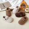 Otoño/Invierno 2026 Zapatos de Algodón Cálidos con Felpa para Niños Zapatos Peludos para Niñas Suela Suave Antideslizantes Zapatos para Bebé Zapatos de Algodón de Doble Capa para Niñas Pequeñas