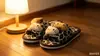 Pantuflas de algodón 2026kt para otoño e invierno, lindas pantuflas peludas para mujer, pantuflas de felpa antideslizantes para el hogar interior, venta al por mayor para supermercados