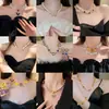 Collar Retro Vintage de Estilo Cortesano, Cadena Única y Elegante para la Clavícula, Joyería de Moda de Gama Alta al por Mayor para Mujeres