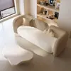 Sofá Moderno para Espacios Pequeños, Tienda de Ropa, Salón de Belleza, Estudio Fotográfico, Área de Descanso, Recepción, Negociación, Estilo Crema, Casa de Huéspedes, Cuero Resistente a los Arañazos de Gato