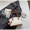 Bolsa Feminina Casual Retrô Nova Verão 2025 Bolsa Tiracolo Estilo Western Bolsa Saco Casual Casual Bolsa de Mão Fashion Feminina