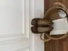 Sapatos Mary Jane retrô estilo francês para mulheres, novo modelo outono 2026, sapatos de camurça com bico quadrado e tira de borboleta
