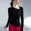 Blusa de manga comprida com gola oblíqua outono e inverno Nova camisa base interna cordão lateral